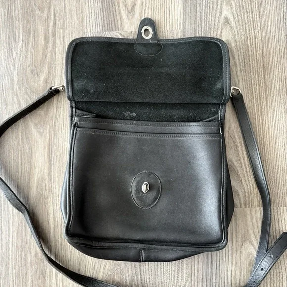 VTG 90s Coach Black Leather Willis Crossbody Bag Purse Turnlock 9927 - Picture 7 of 16